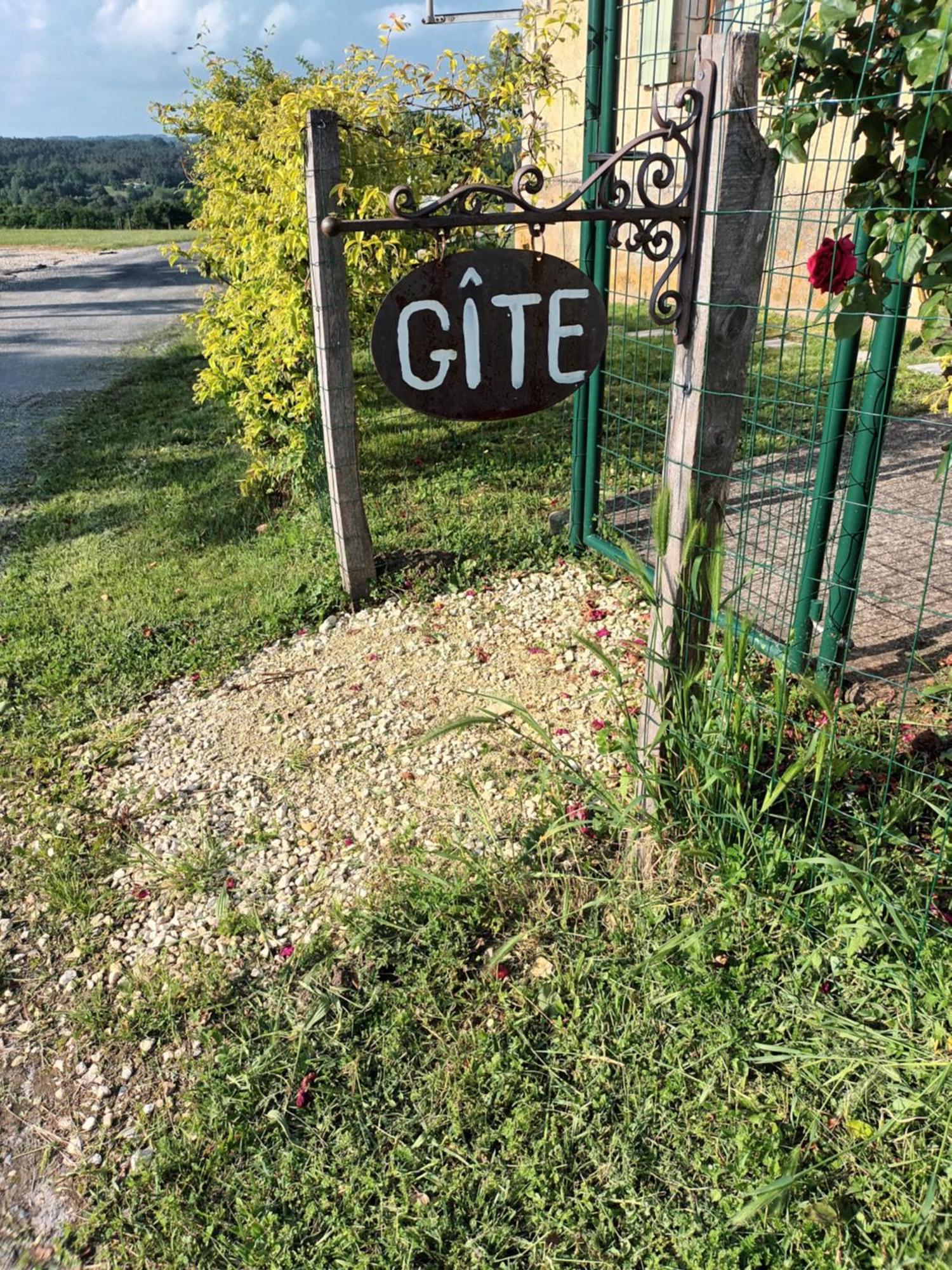 Gite Aux Vieux Bois Lunas  Szoba fotó
